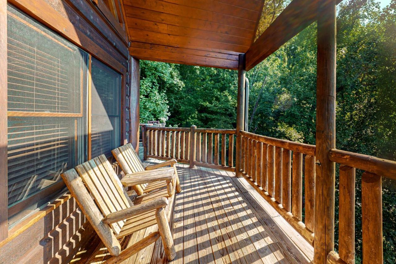 Edge Of The Park Lodge Sevierville Eksteriør bilde